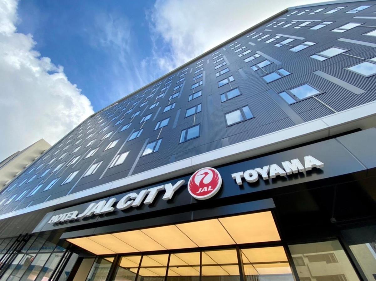 Hotel Jal City Тояма Екстер'єр фото