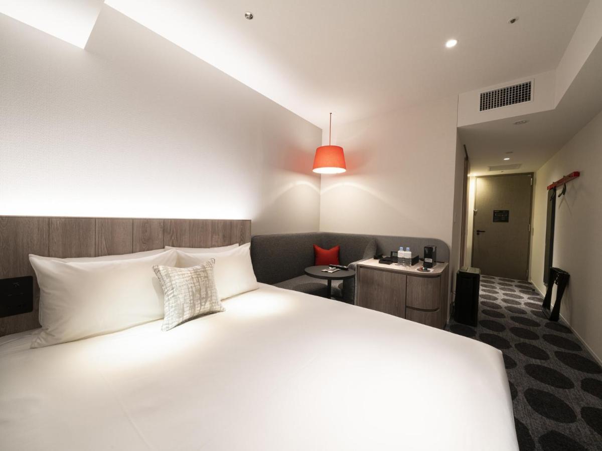 Hotel Jal City Тояма Екстер'єр фото